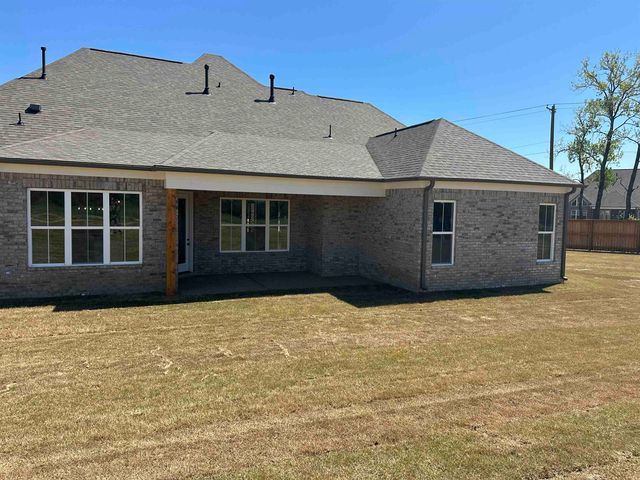 5287 BUTTERCUP LN, Lakeland, TN 38002