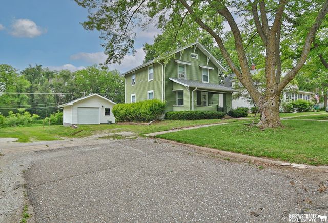 1041 5th Street, Pawnee City, NE 68420