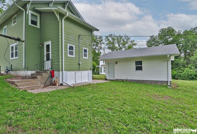 1041 5th Street, Pawnee City, NE 68420