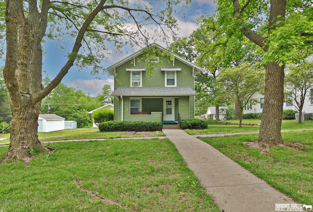 1041 5th Street, Pawnee City, NE 68420