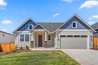 1158 Pumpkin 333, Eagle Point, OR 97524