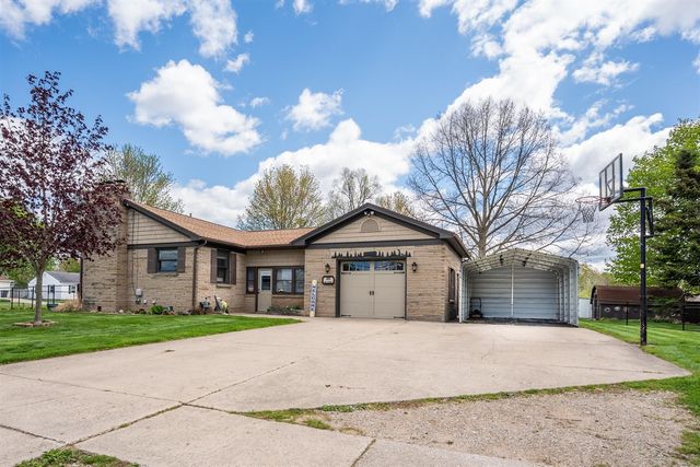 321 Blake Boulevard, Galesburg, MI 49053