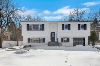 10 Roman Acres Drive, Garnerville, NY 10923