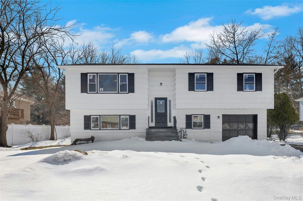 10 Roman Acres Drive, Garnerville, NY 10923