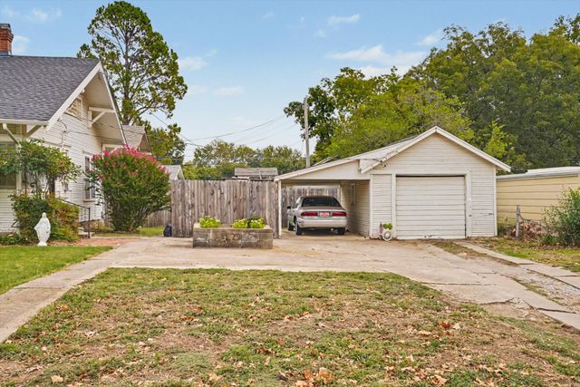520 W Cleveland Avenue, Sapulpa, OK 74066