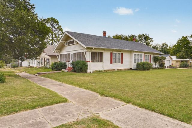 520 W Cleveland Avenue, Sapulpa, OK 74066