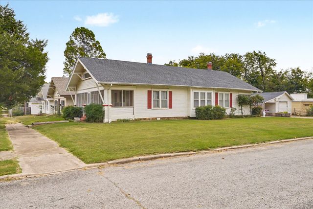 520 W Cleveland Avenue, Sapulpa, OK 74066