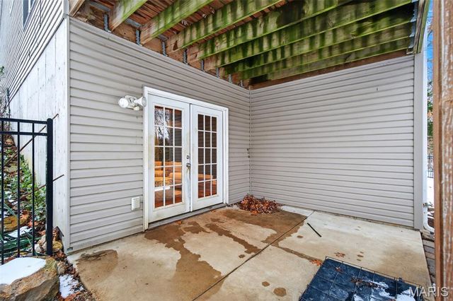 482 Indian Lake Drive, Wright City, MO 63390