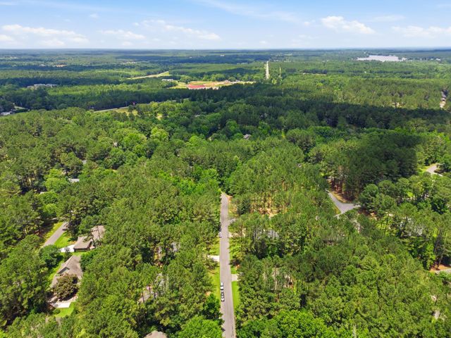 66 Longstone Rd., Hattiesburg, MS 39402