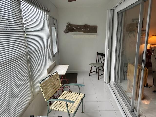 7705 NW 5th Court 103, Margate, FL 33063