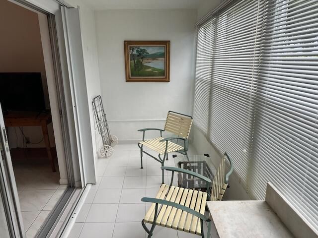 7705 NW 5th Court 103, Margate, FL 33063