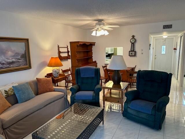 7705 NW 5th Court 103, Margate, FL 33063