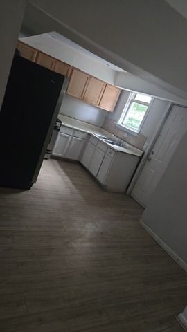 7726 S Maryland Avenue, Chicago, IL 60619