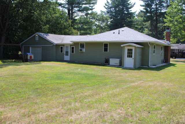 16 Kimberly Lane, Morrisonville, NY 12962