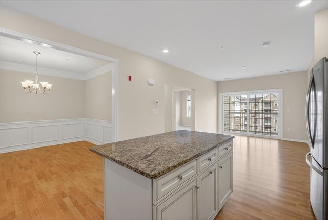 1 Francis Drive 309, Andover, MA 01810
