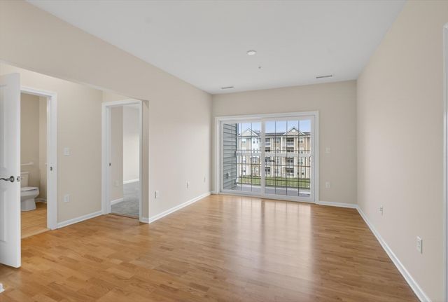 1 Francis Drive 309, Andover, MA 01810