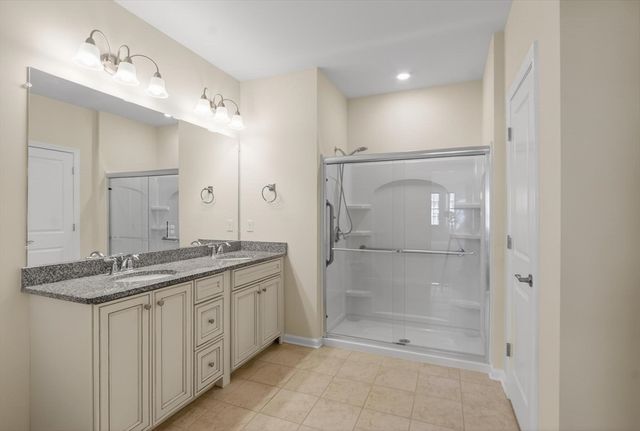 1 Francis Drive 309, Andover, MA 01810