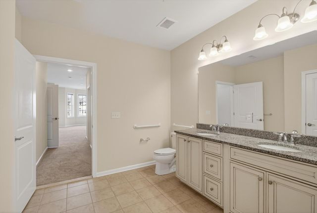 1 Francis Drive 309, Andover, MA 01810