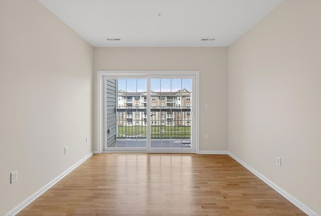 1 Francis Drive 309, Andover, MA 01810