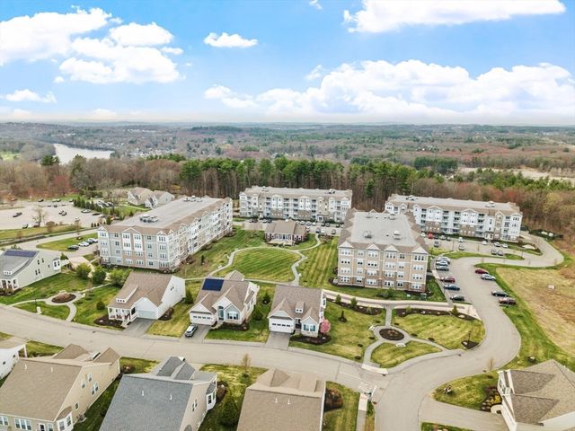 1 Francis Drive 309, Andover, MA 01810