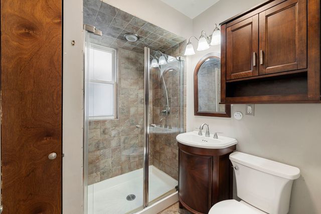 4139 N Kenneth Avenue, Chicago, IL 60641