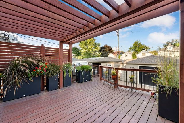 4139 N Kenneth Avenue, Chicago, IL 60641