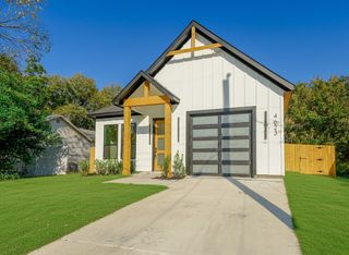 4623 Luzon Street, Dallas, TX 75216
