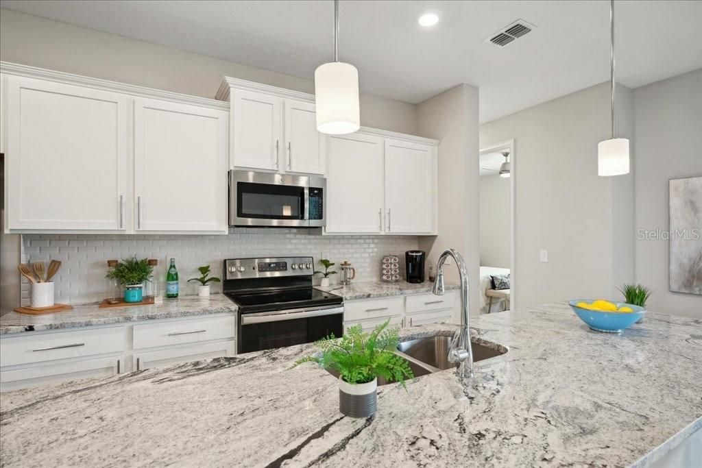 Image 4 of property listing at 64 BUNKER HILL DRIVE, Palm Coast, FL 32137