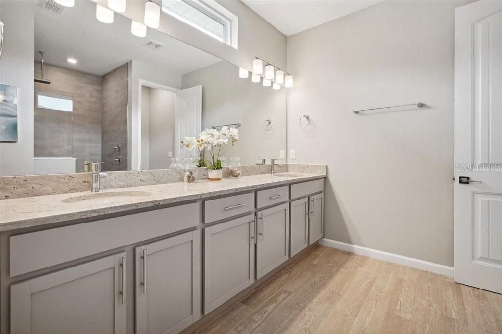 Image 10 of property listing at 64 BUNKER HILL DRIVE, Palm Coast, FL 32137
