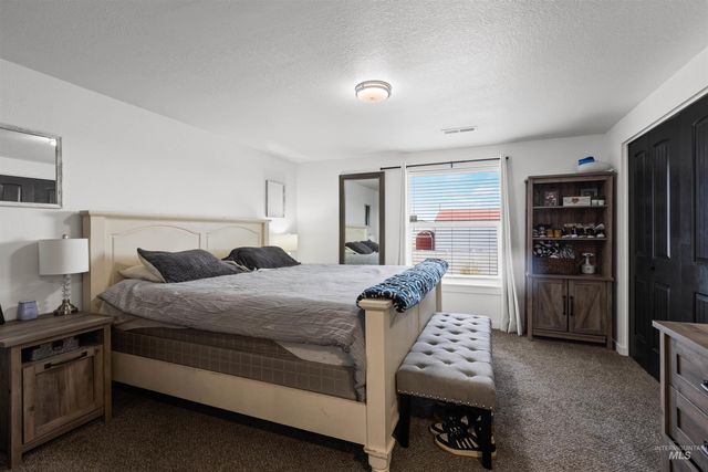 11583 Orchard Ave, Nampa, ID 83651