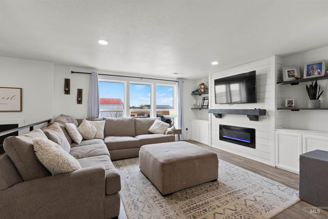 11583 Orchard Ave, Nampa, ID 83651