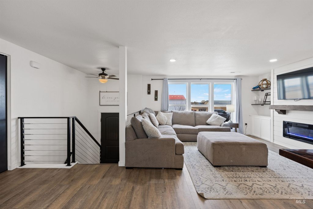 11583 Orchard Ave, Nampa, ID 83651 photo 8