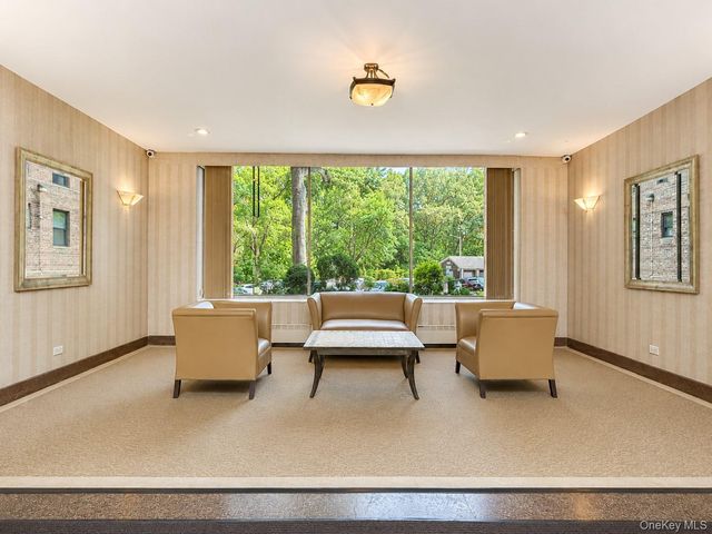 226-26 Union Turnpike 1F, Oakland Gardens, NY 11364