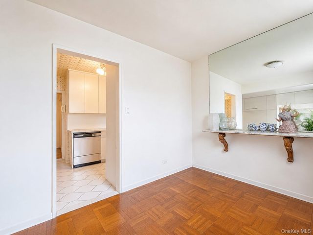 226-26 Union Turnpike 1F, Oakland Gardens, NY 11364