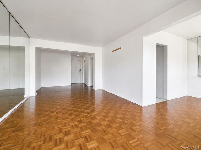226-26 Union Turnpike 1F, Oakland Gardens, NY 11364