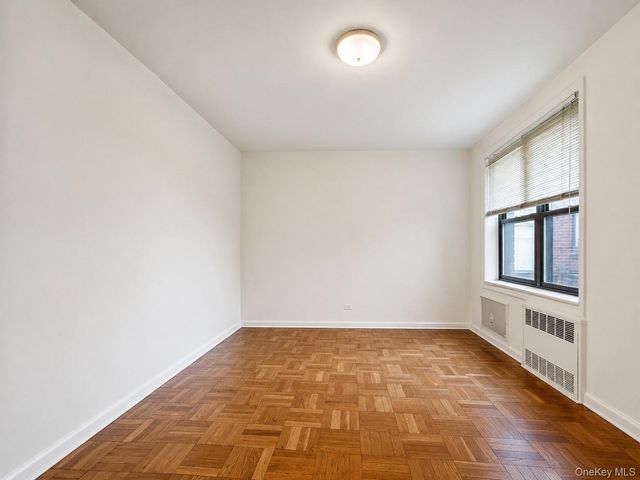 226-26 Union Turnpike 1F, Oakland Gardens, NY 11364