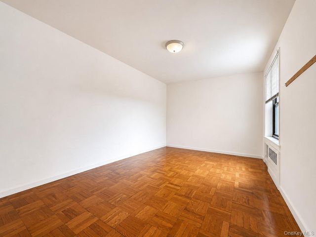 226-26 Union Turnpike 1F, Oakland Gardens, NY 11364