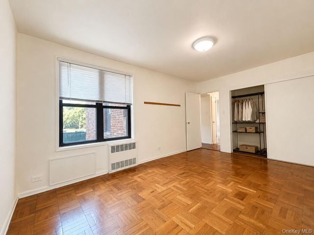 226-26 Union Turnpike 1F, Oakland Gardens, NY 11364