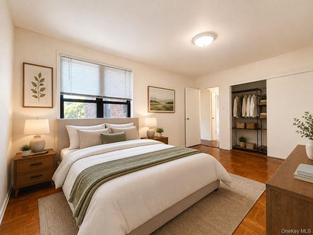 226-26 Union Turnpike 1F, Oakland Gardens, NY 11364