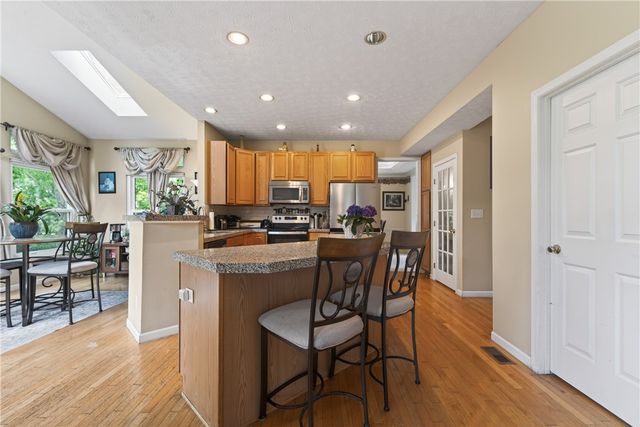 2284 Wild Dance, Beavercreek, OH 45434