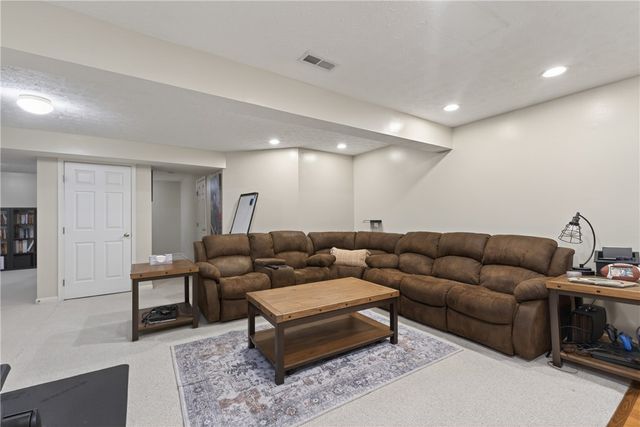 2284 Wild Dance, Beavercreek, OH 45434