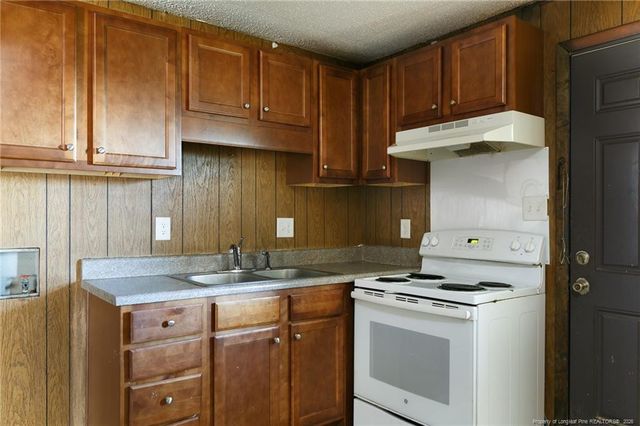 1045 Rulnick Street B, Fayetteville, NC 28306