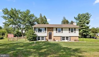 295 MAUGERS MILL RD, Pottstown, PA 19464
