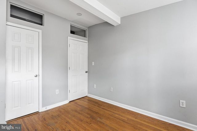 1206 W CROSS ST W, Baltimore, MD 21230