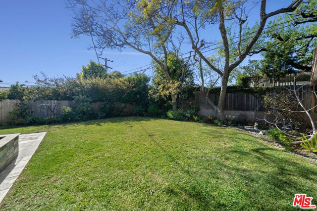 11959 Foxboro Drive, Los Angeles, CA 90049