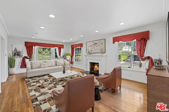 11959 Foxboro Drive, Los Angeles, CA 90049