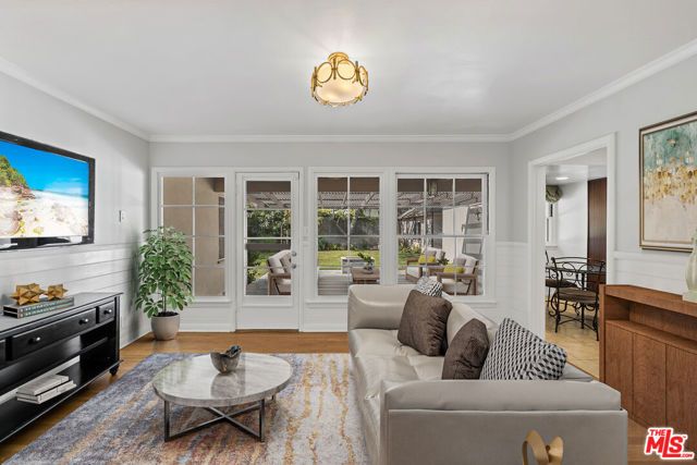 11959 Foxboro Drive, Los Angeles, CA 90049