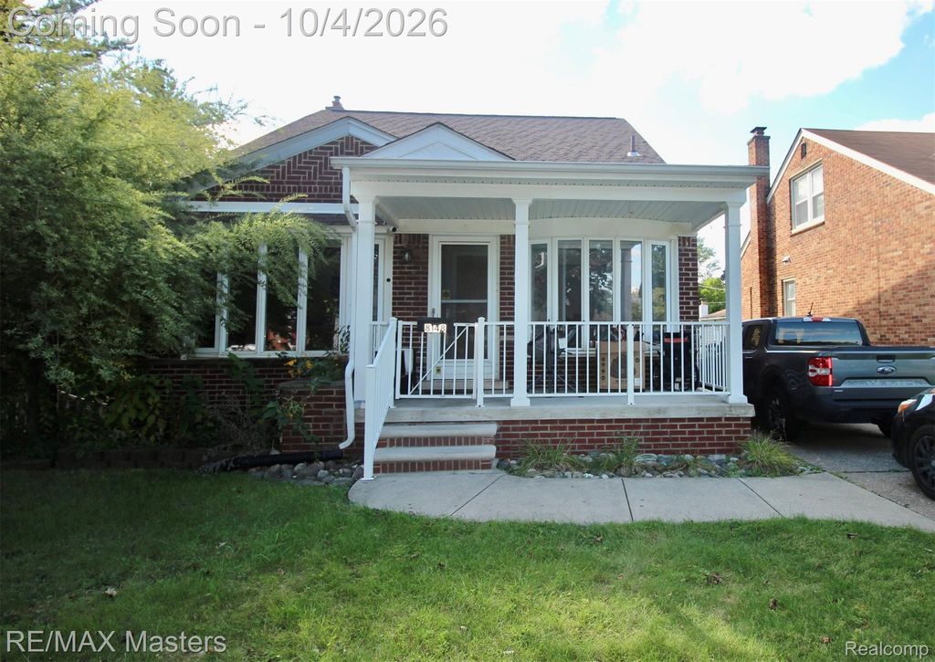 8148 Buckingham Avenue, Allen Park, MI 48101