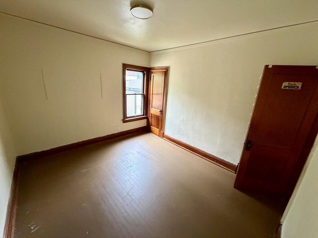 2206 W Keefe AVENUE, Milwaukee, WI 53206
