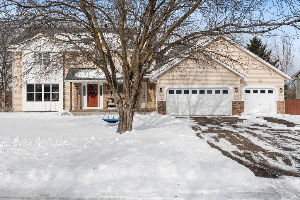 1636 Thornhill Lane, Woodbury, MN 55125 — exterior